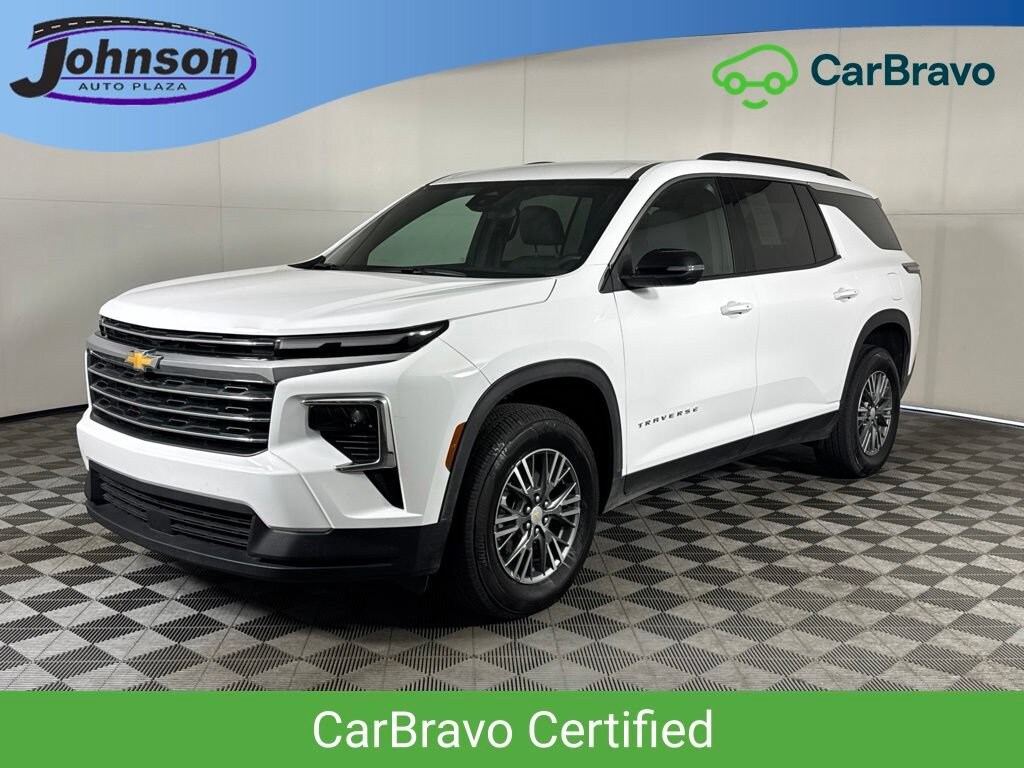 Used 2026 Chevrolet Traverse LT SUV