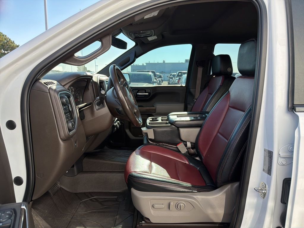 2019 Chevrolet Silverado 1500 LT Trail Boss photo 2