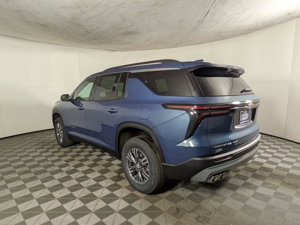 New 2026 Chevrolet Traverse LT SUV