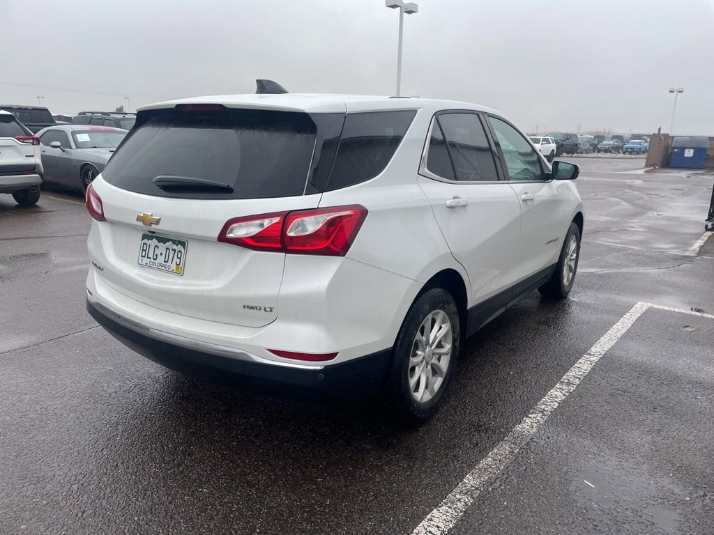 2018 Chevrolet Equinox LT photo 3