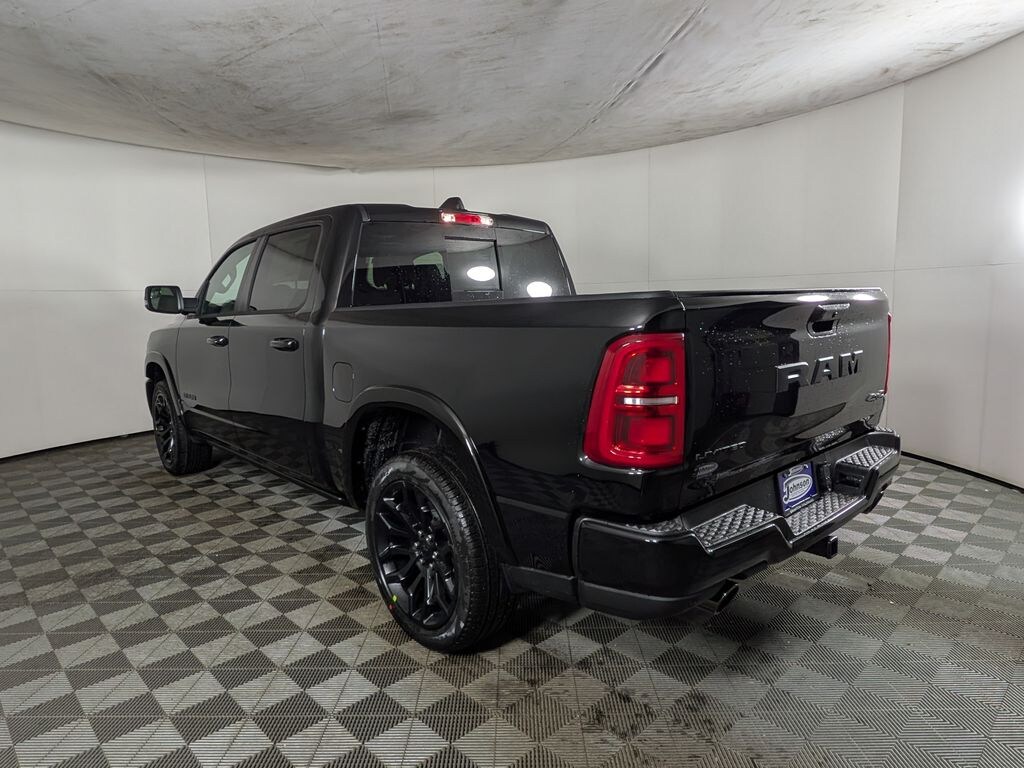 New 2026 Ram 1500 LIMITED CREW CAB 4X4 5'7 BOX Pickup