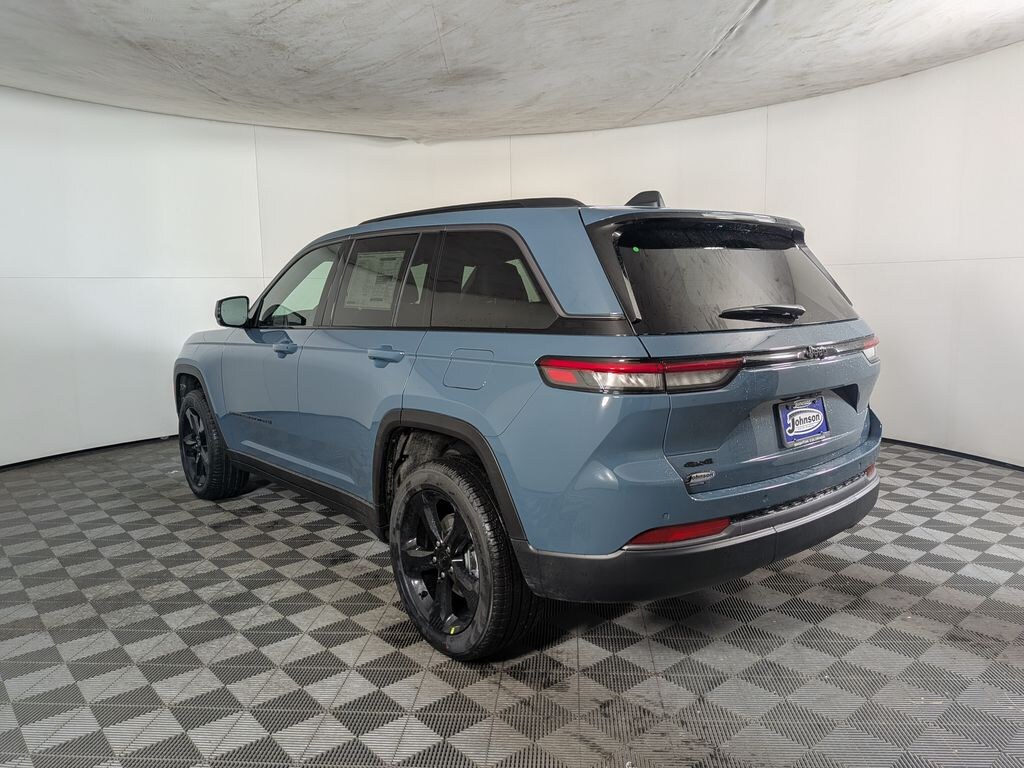 New 2026 Jeep Grand Cherokee LIMITED 4X4 Sport Utility