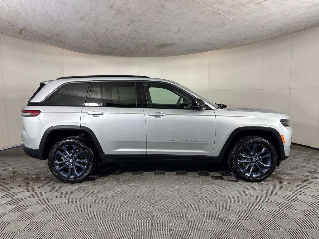New 2026 Jeep Grand Cherokee 85TH ANNIVERSARY EDITION 4X4 Sport Utility