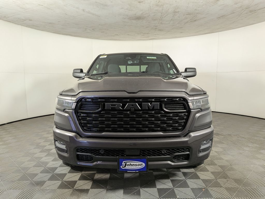 New 2026 Ram 1500 EXPRESS CREW CAB 4X4 5'7 BOX Pickup