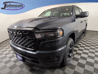 2026 Ram 1500 EXPRESS CREW CAB 4X4 5'7 BOX Pickup