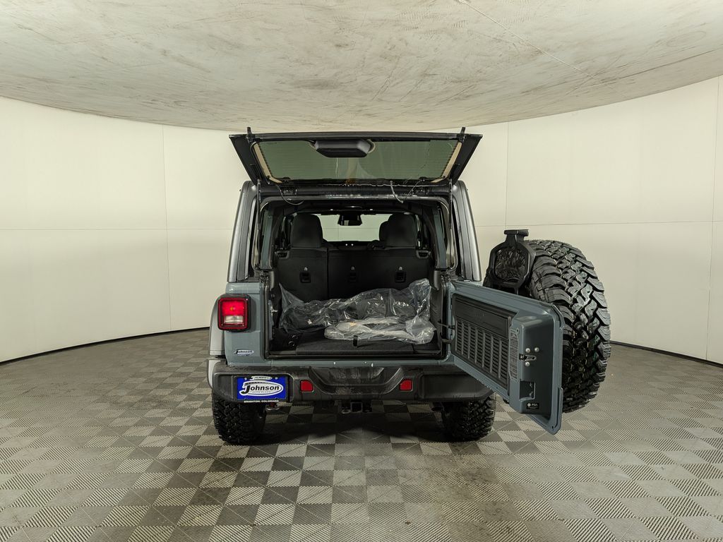 2026 Jeep Wrangler 4-Door Willys - Photo 9
