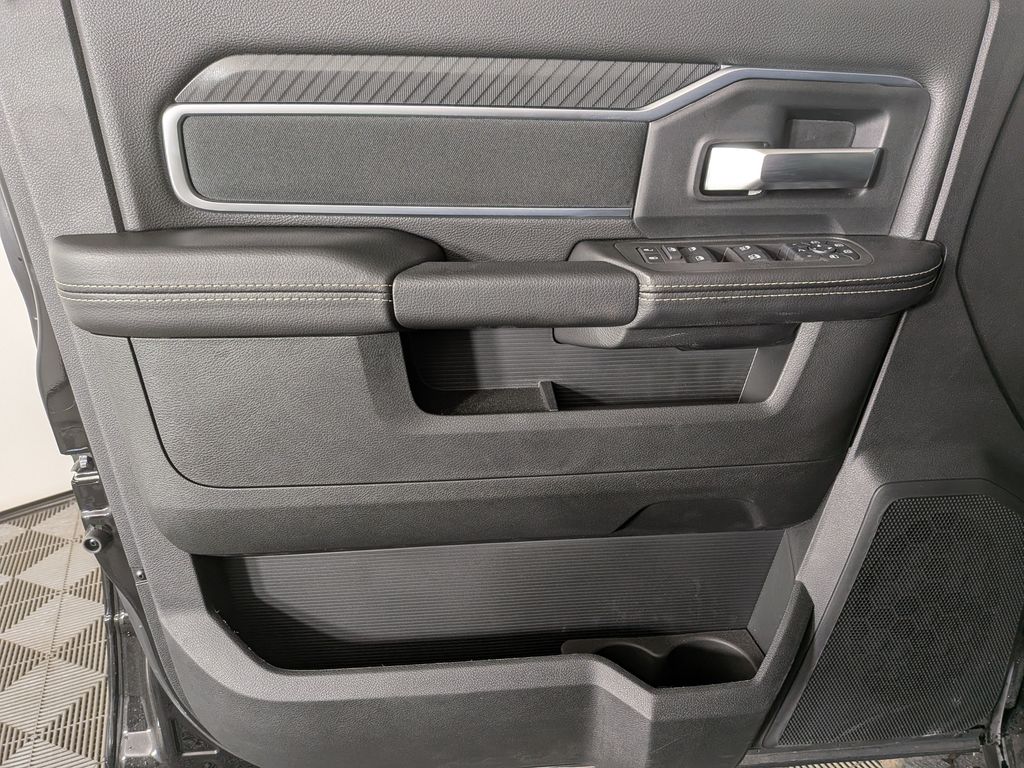 2026 RAM 2500 Big Horn - Photo 14