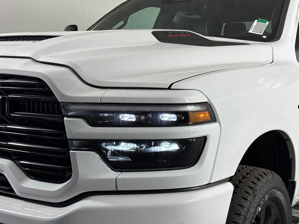 New 2026 Ram 3500 LARAMIE CREW CAB 4X4 8' BOX Pickup