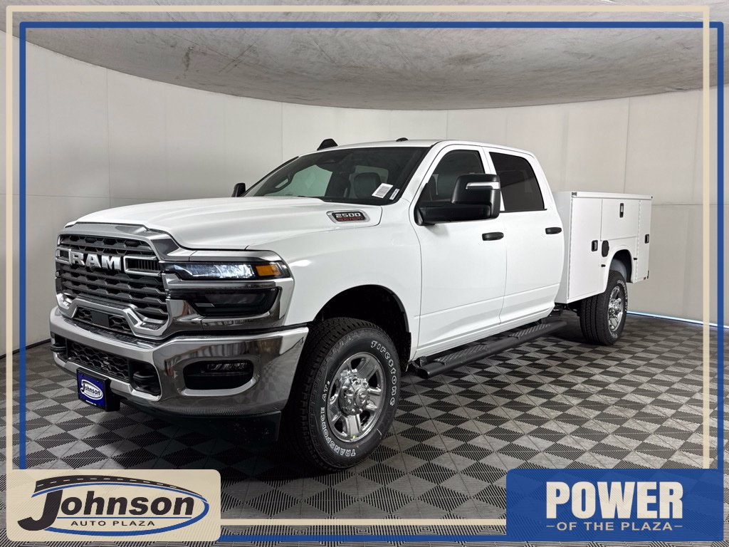 2026 Ram 2500 TRADESMAN CREW CAB 4X4 Pickup