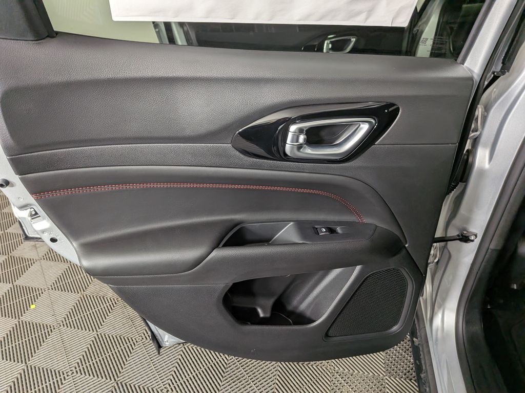 2026 Jeep Compass Trailhawk - Photo 28