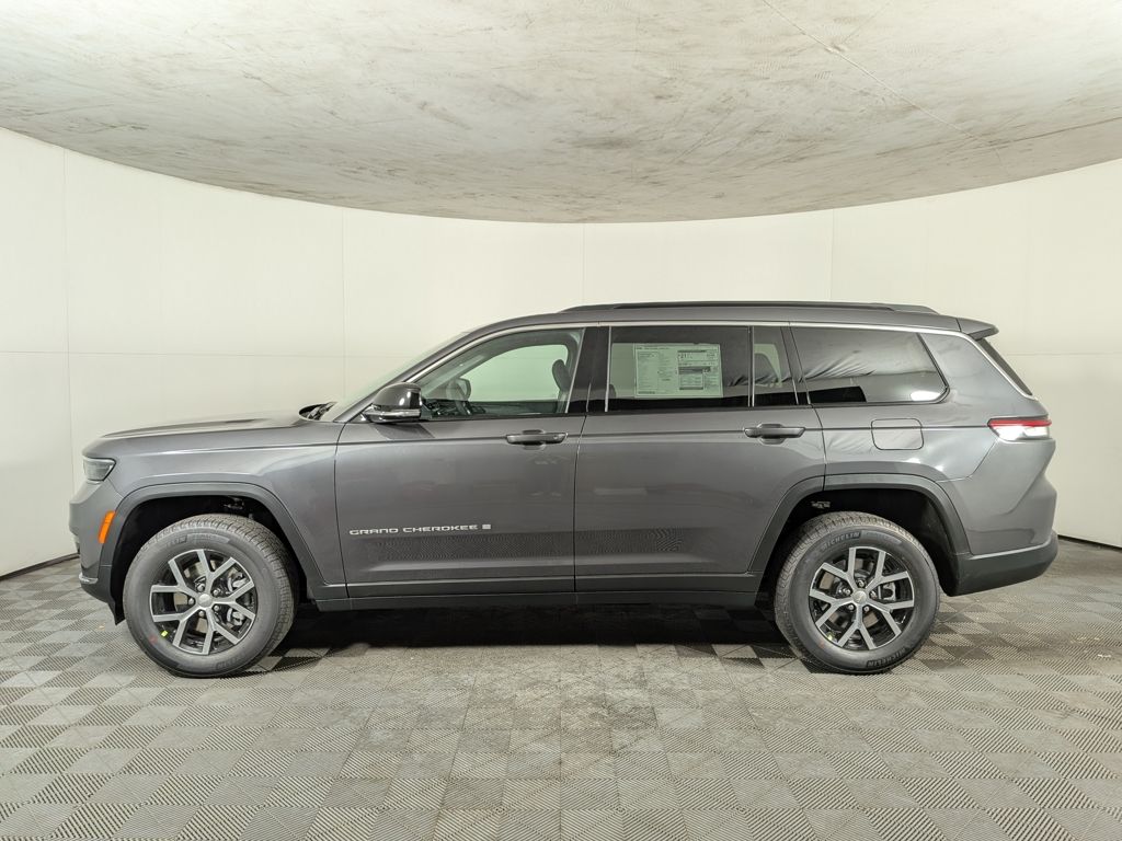 2025 Jeep Grand Cherokee Limited photo 2