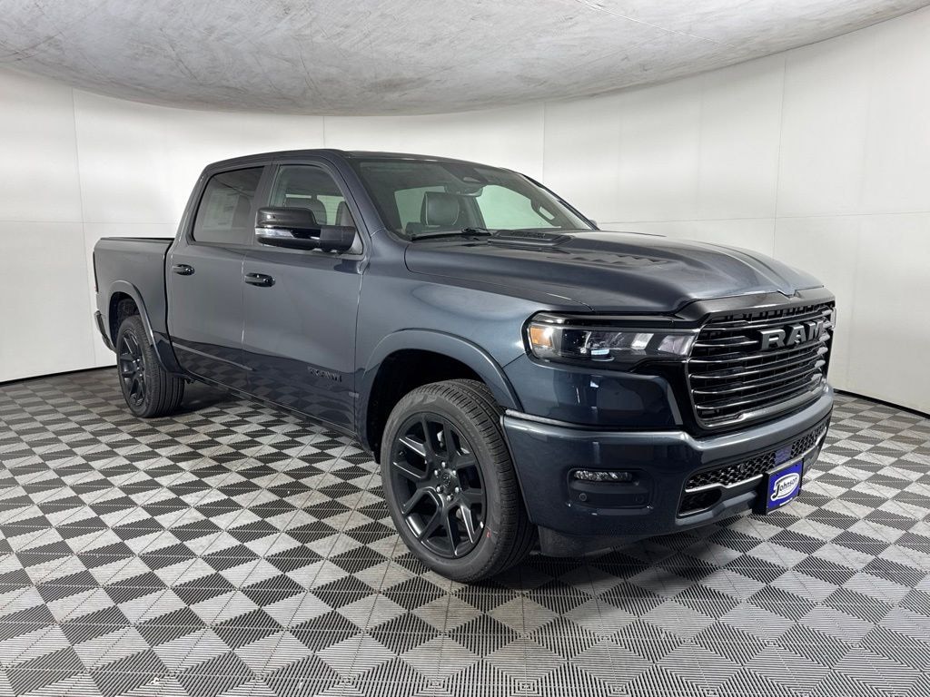 New 2026 Ram 1500 LARAMIE CREW CAB 4X4 5'7 BOX Pickup