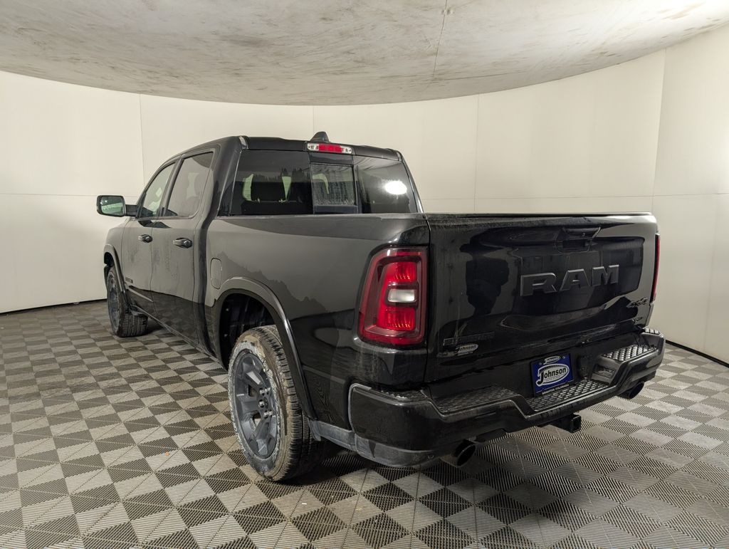 New 2025 Ram 1500 BIG HORN CREW CAB 4X4 5'7 BOX Pickup