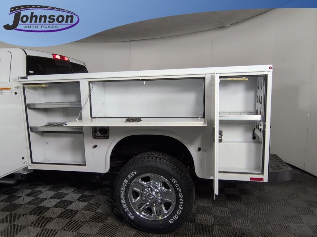 New 2026 Ram 2500 TRADESMAN CREW CAB 4X4 8' BOX Pickup