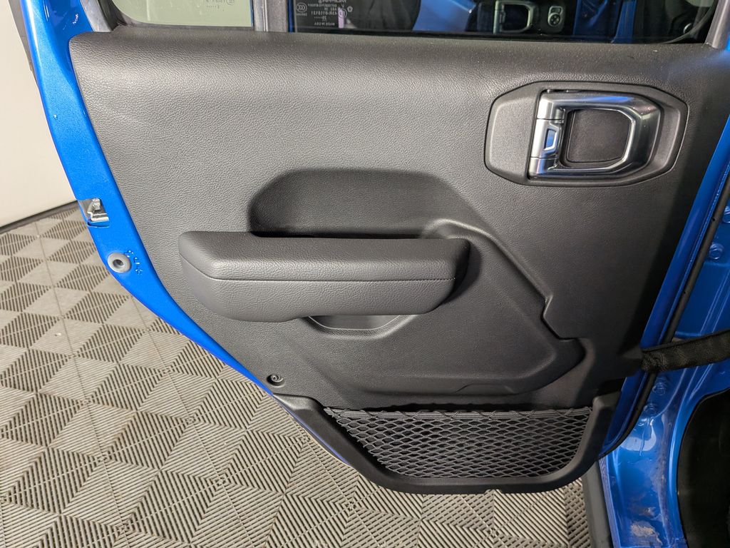 2026 Jeep Wrangler 4-Door Willys - Photo 25
