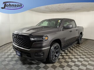 2026 Ram 1500 EXPRESS CREW CAB 4X4 5'7 BOX Pickup