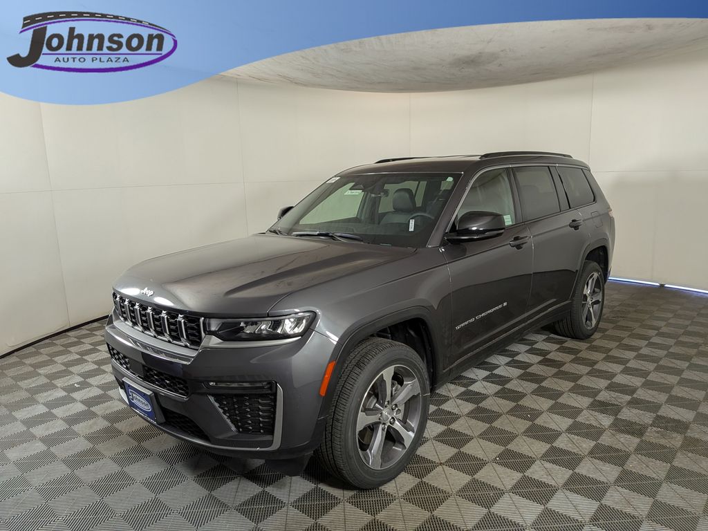 2026 Jeep Grand Cherokee L Limited 4x4's photo