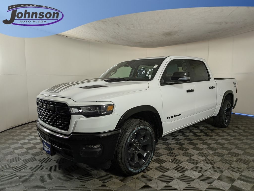 New 2026 Ram 1500 BIG HORN CREW CAB 4X4 5'7 BOX Pickup