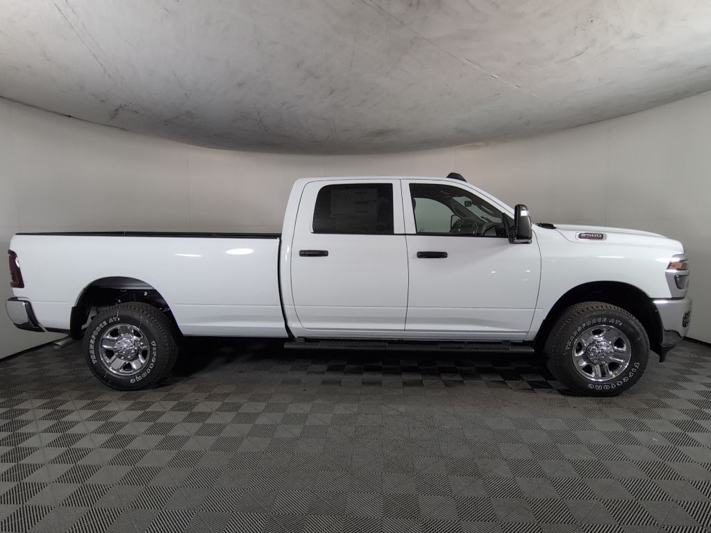 New 2026 Ram 2500 TRADESMAN CREW CAB 4X4 8' BOX Pickup