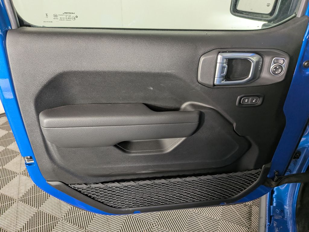 2026 Jeep Wrangler 4-Door Willys - Photo 13