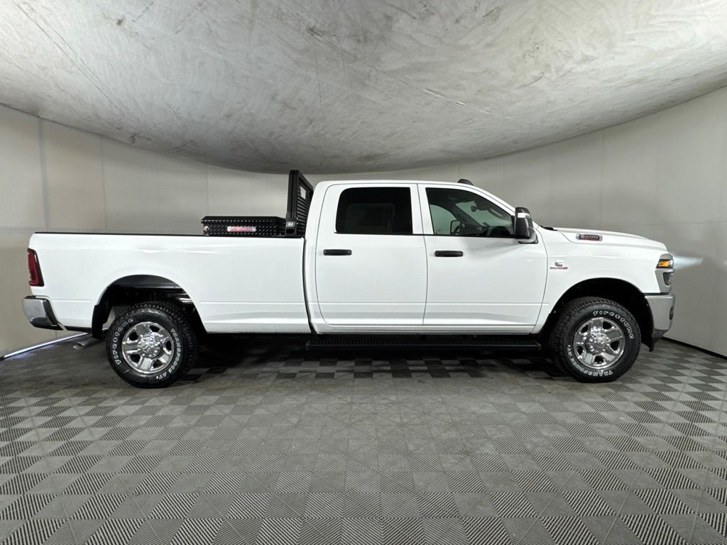 New 2026 Ram 2500 TRADESMAN CREW CAB 4X4 8' BOX Pickup