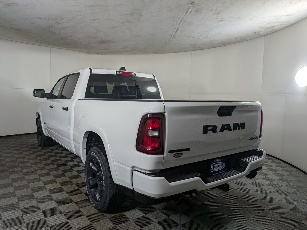 New 2026 Ram 1500 BIG HORN CREW CAB 4X4 6'4 BOX Pickup