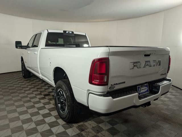2025 Ram 2500 Laramie photo 4