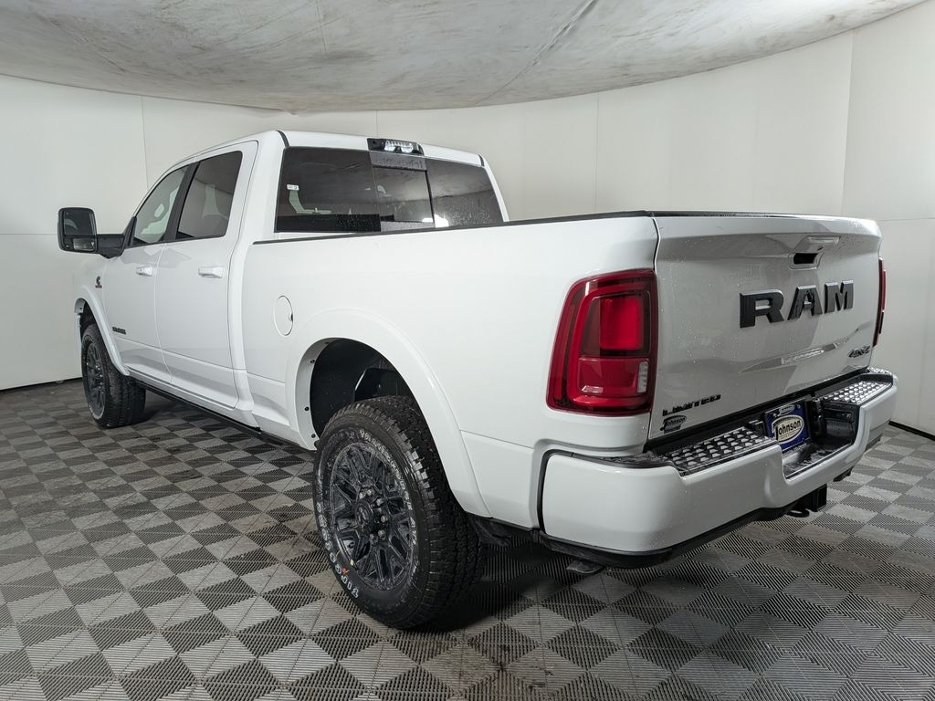 New 2026 Ram 3500 LIMITED CREW CAB 4X4 6'4 BOX Pickup