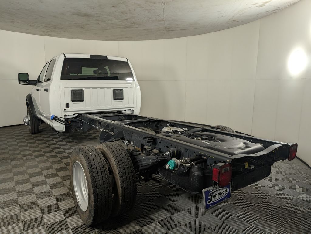 2026 Ram 5500 Tradesman photo 2