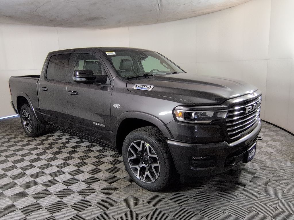New 2026 Ram 1500 LARAMIE CREW CAB 4X4 5'7 BOX Pickup