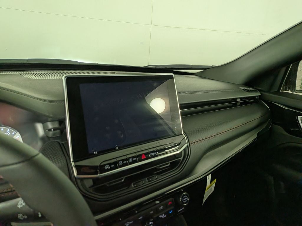 2026 Jeep Compass Trailhawk - Photo 23