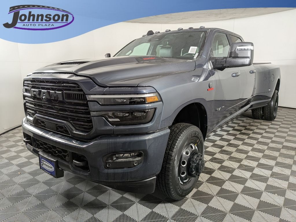 New 2026 Ram 3500 LARAMIE CREW CAB 4X4 8' BOX Pickup