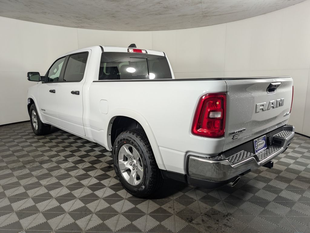 2025 Ram 1500 Big Horn photo 4
