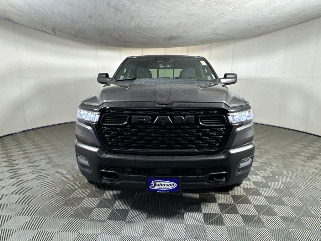 New 2026 Ram 1500 WARLOCK CREW CAB 4X4 5'7 BOX Pickup