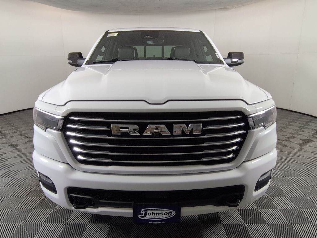 New 2026 Ram 1500 LARAMIE CREW CAB 4X4 6'4 BOX Pickup