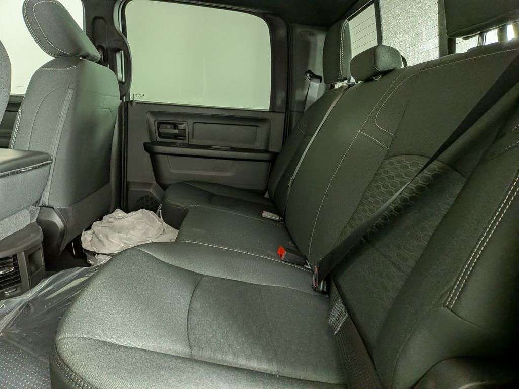 2026 RAM 2500 Tradesman/Black Express - Photo 26