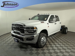 2025 Ram 3500 Chassis Cab 3500 TRADESMAN CREW CAB CHASSIS 4X4 60' CA Pickup