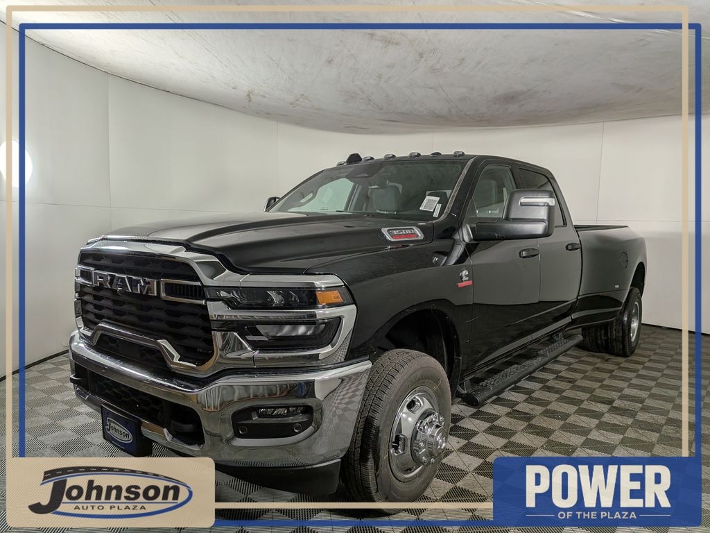 New 2026 Ram 3500 TRADESMAN CREW CAB 4X4 8' BOX Pickup