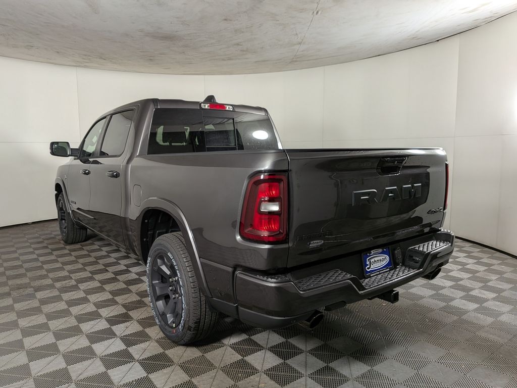 New 2026 Ram 1500 BIG HORN CREW CAB 4X4 5'7 BOX Pickup