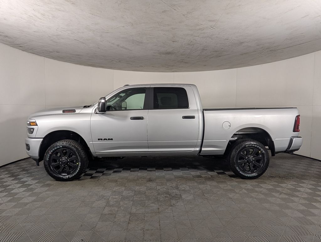 New 2026 Ram 2500 BIG HORN CREW CAB 4X4 6'4 BOX Pickup
