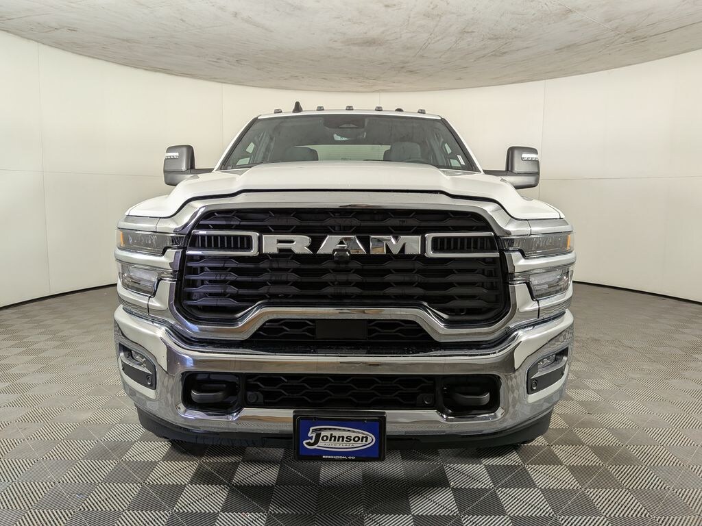 New 2025 Ram 3500 BIG HORN CREW CAB 4X4 8' BOX Pickup