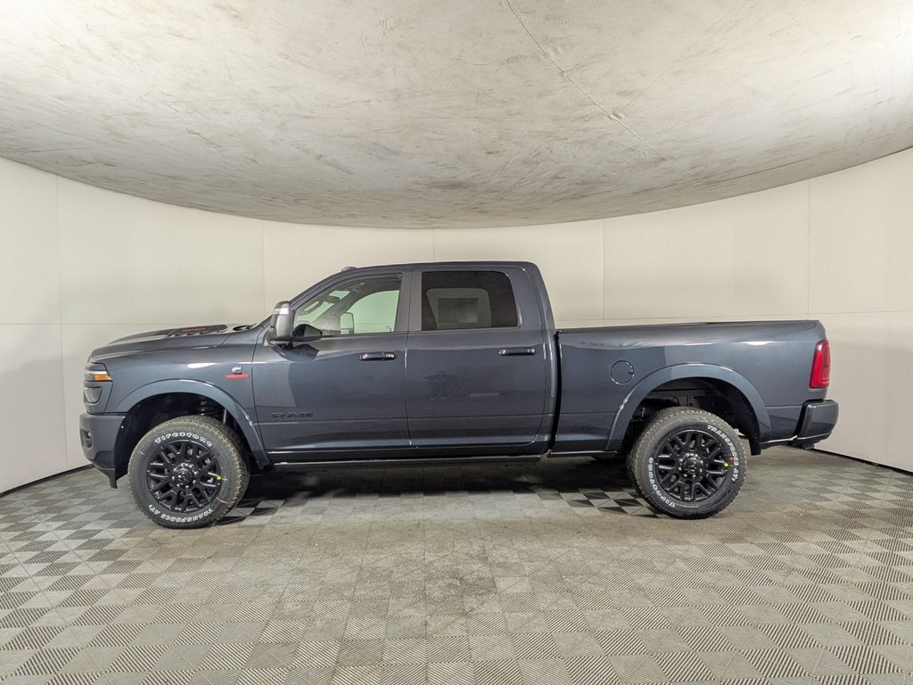 New 2026 Ram 3500 LIMITED CREW CAB 4X4 6'4 BOX Pickup