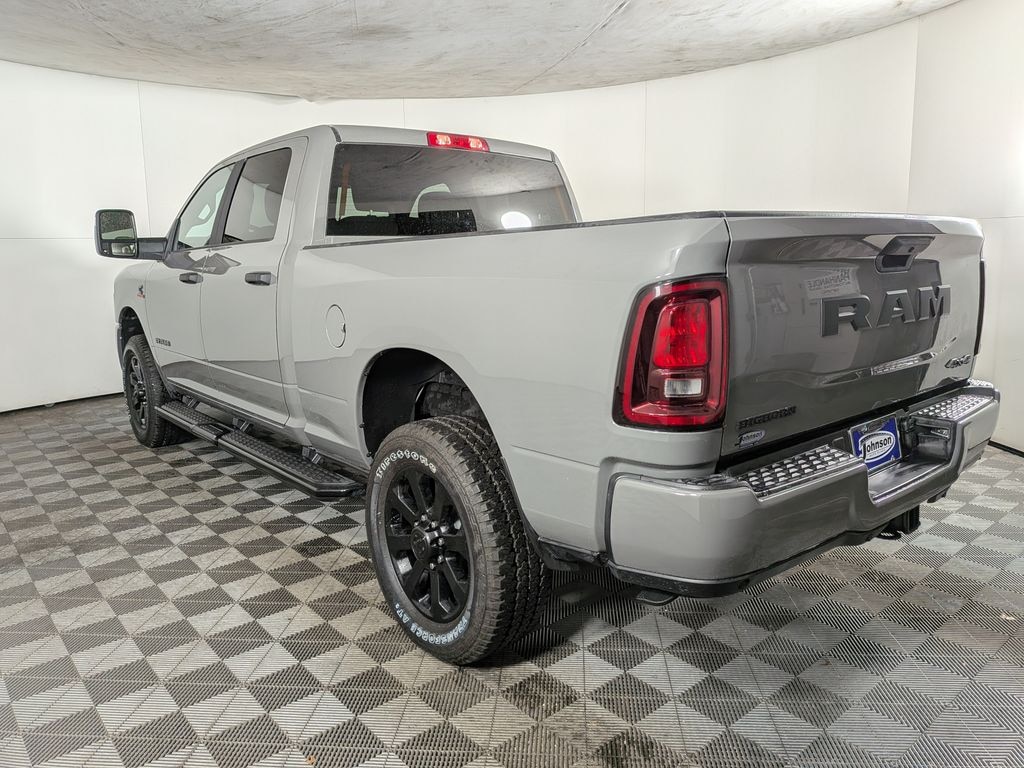New 2026 Ram 2500 BIG HORN CREW CAB 4X4 6'4 BOX Pickup