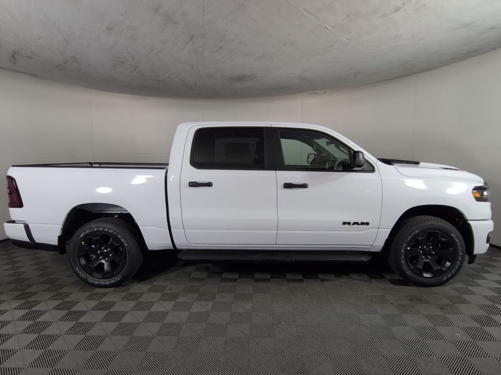 New 2026 Ram 1500 EXPRESS CREW CAB 4X4 5'7 BOX Pickup