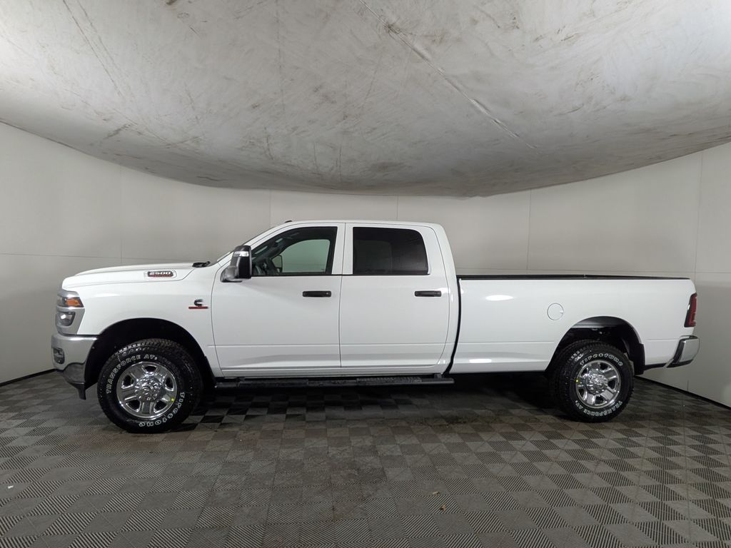New 2026 Ram 2500 TRADESMAN CREW CAB 4X4 8' BOX Pickup