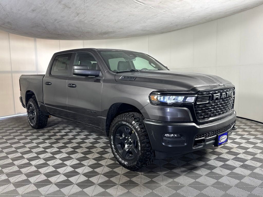 New 2026 Ram 1500 WARLOCK CREW CAB 4X4 5'7 BOX Pickup