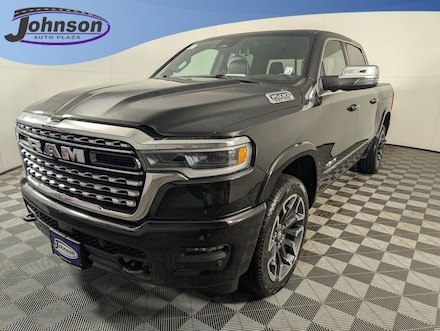 2025 Ram 1500 LIMITED CREW CAB 4X4 5'7 BOX Pickup