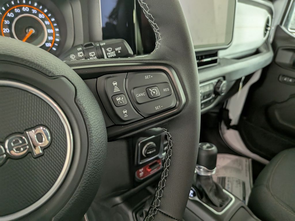 2026 Jeep Wrangler 2-Door Willys - Photo 19
