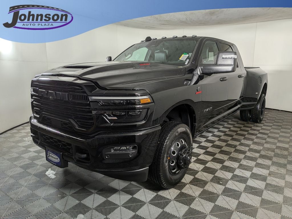 New 2026 Ram 3500 LARAMIE MEGA CAB 4X4 6'4 BOX Pickup