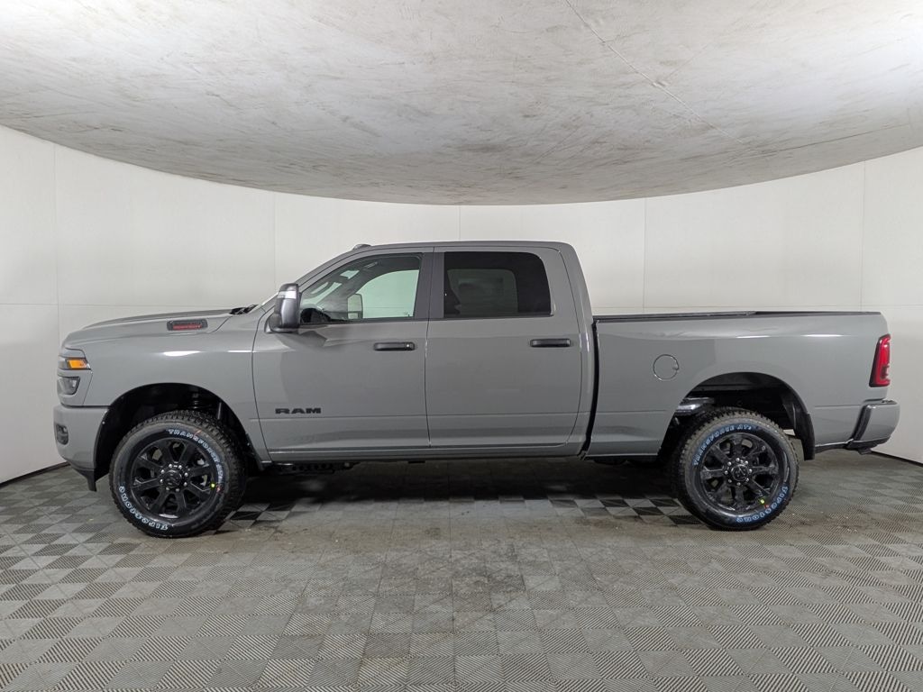 New 2026 Ram 2500 BIG HORN CREW CAB 4X4 6'4 BOX Pickup